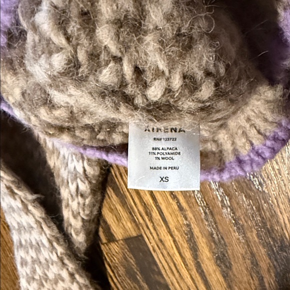 XiRENA Beige and Lavender Crew Neck Sweater - Picture 12 of 12